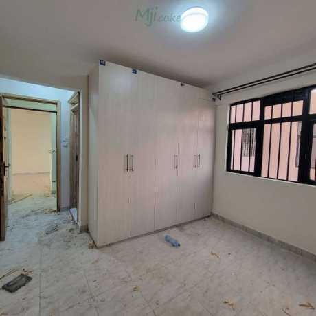 2bedroom-45k-ruaka-big-7